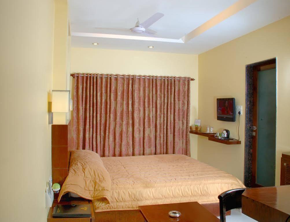 Hotel Airlink Mumbai  Buitenkant foto